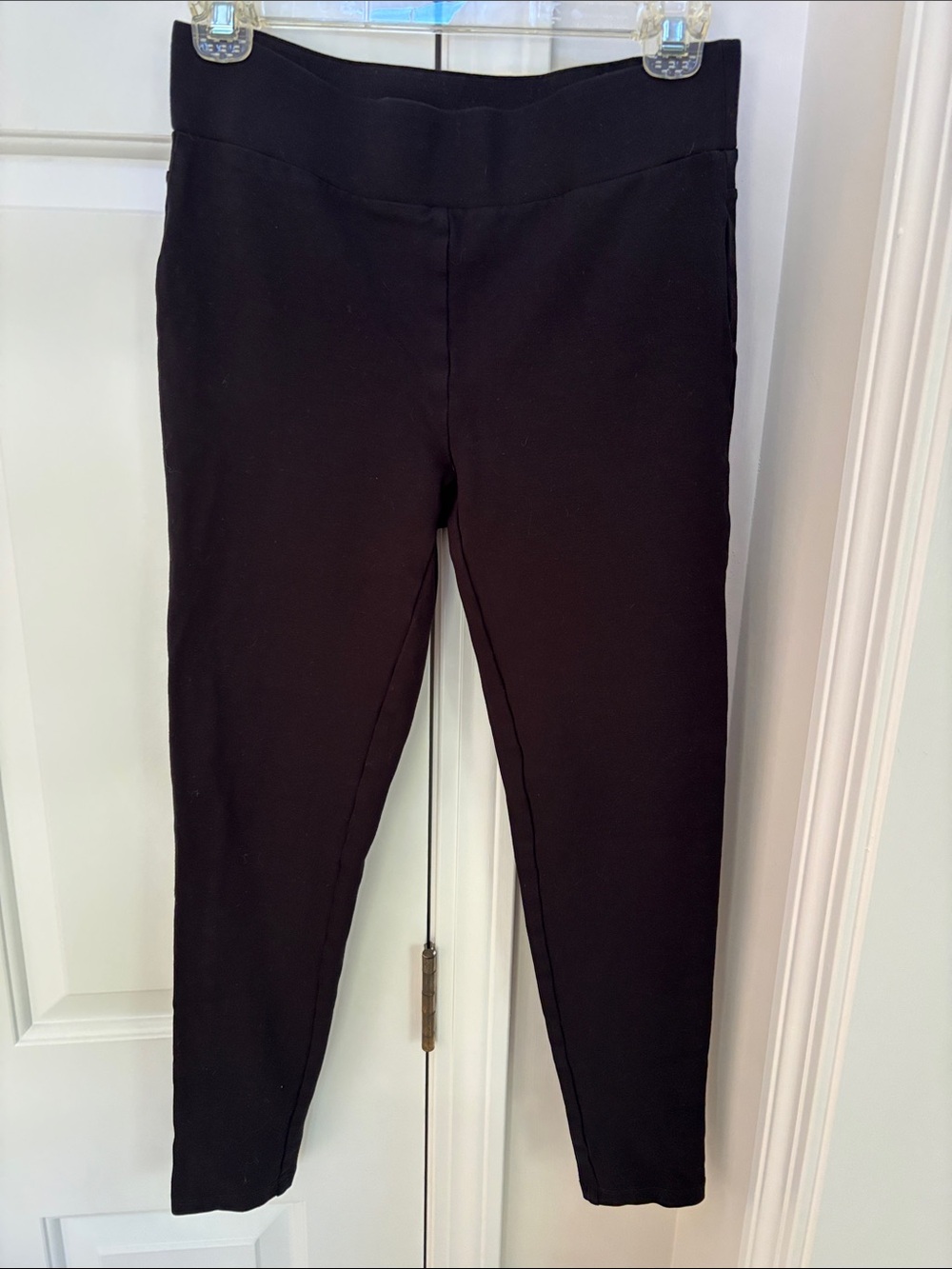 LOFT Black Skinny Ponte Ankle Pants Size S
